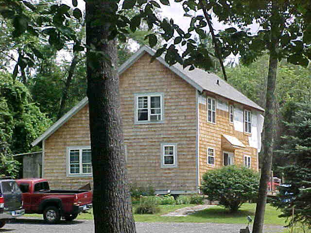 Building photograph for 408 TWIN LAKES ROAD